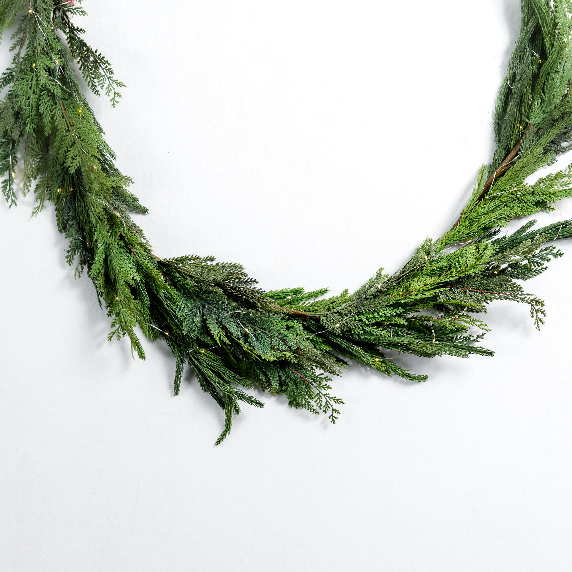 Natural Foliage Festive Garland - 5 ft