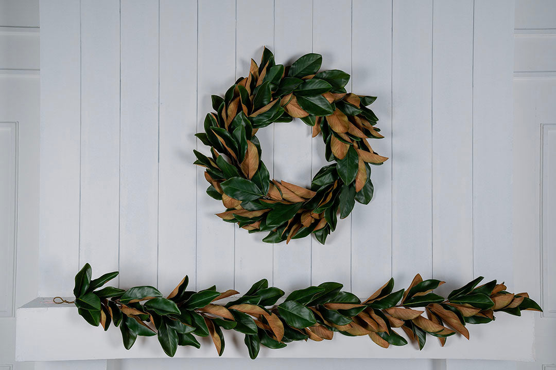 Natural Magnolia Leaf 32" Wreath Natural