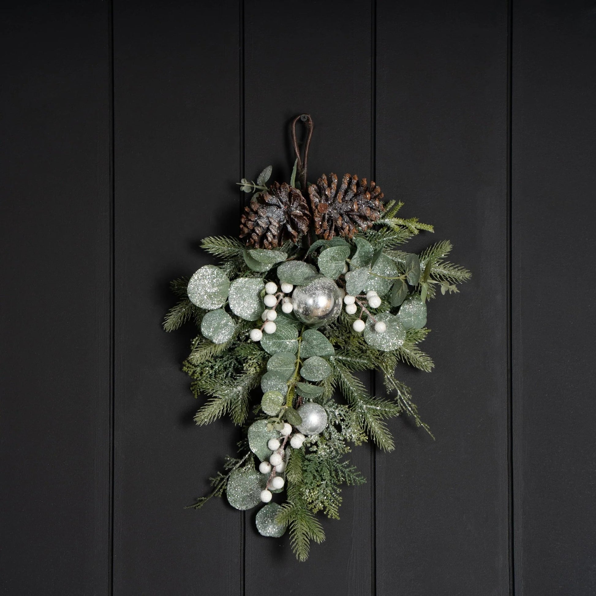 White Winterberry With Foliage Merry Festive Swag - Joy By